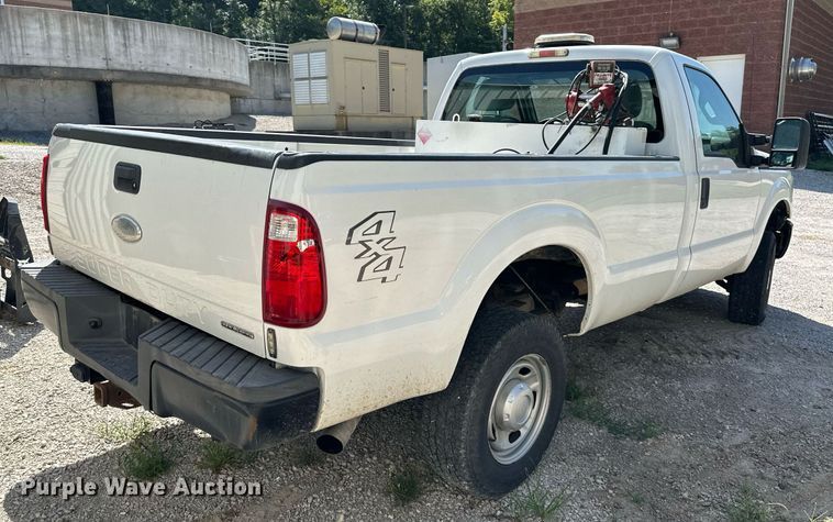 image for item DS2264 2012 Ford F350 pickup truck