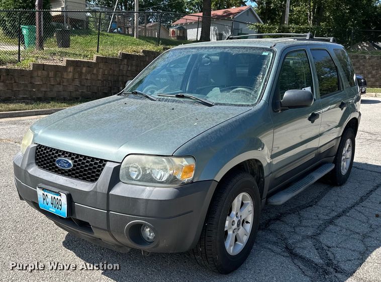 image for item DS2289 2006 Ford Escape  SUV