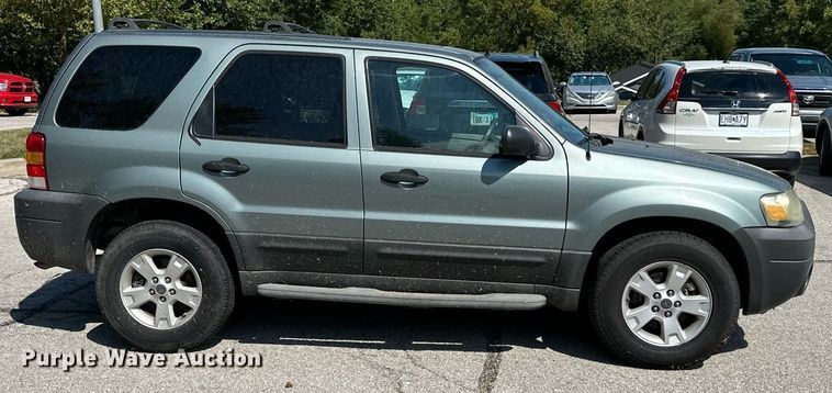 image for item DS2289 2006 Ford Escape  SUV