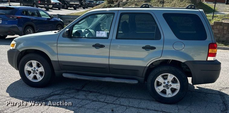 image for item DS2289 2006 Ford Escape  SUV