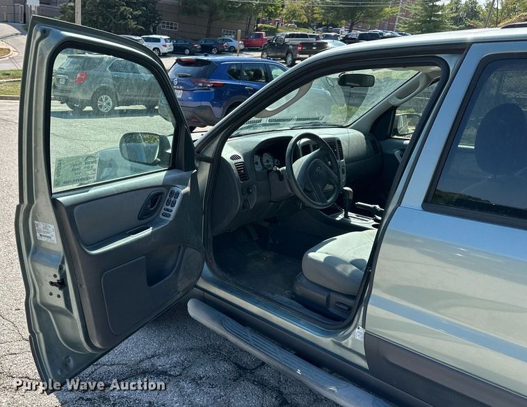 image for item DS2289 2006 Ford Escape  SUV