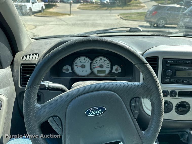 image for item DS2289 2006 Ford Escape  SUV