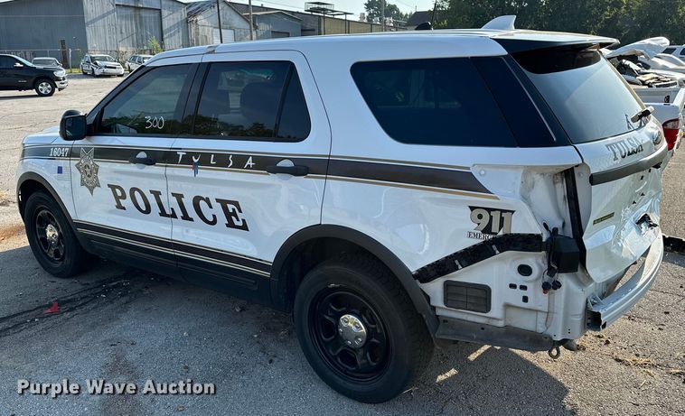 image for item GH9280 2016 Ford Explorer Police Interceptor  SUV