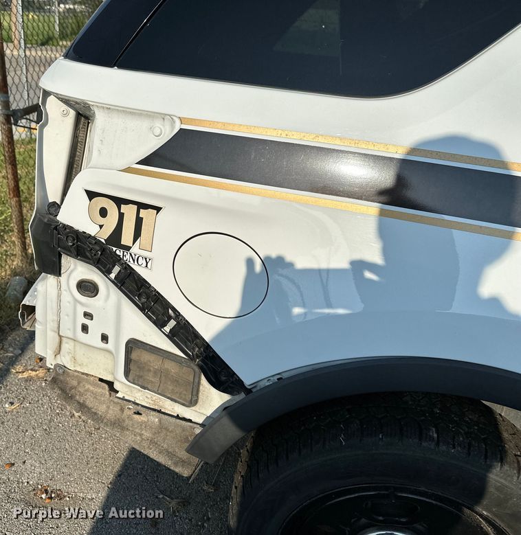 image for item GH9280 2016 Ford Explorer Police Interceptor  SUV