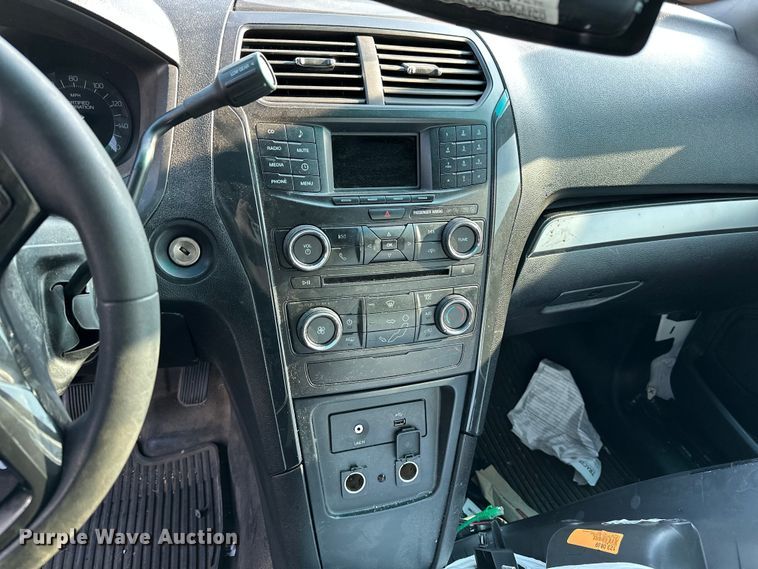 image for item GH9280 2016 Ford Explorer Police Interceptor  SUV