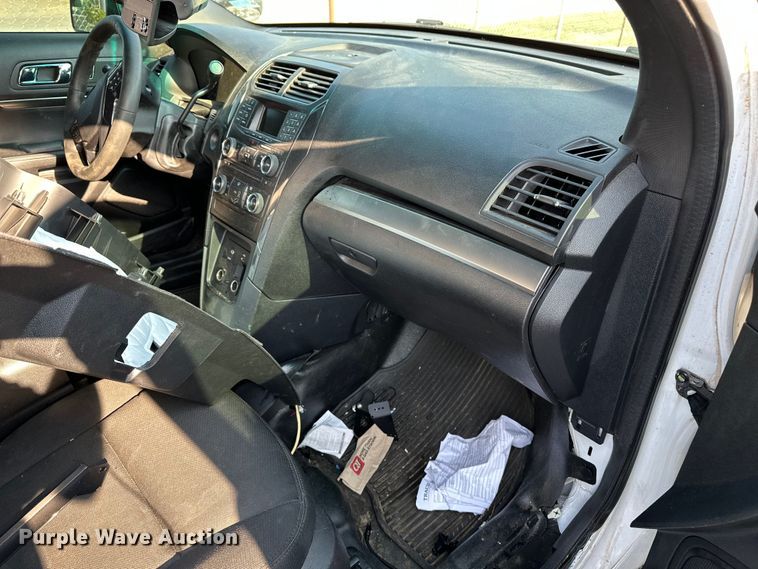 image for item GH9280 2016 Ford Explorer Police Interceptor  SUV