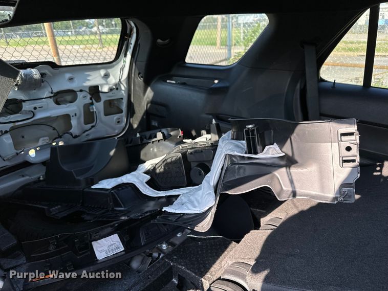 image for item GH9280 2016 Ford Explorer Police Interceptor  SUV