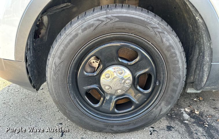 image for item GH9280 2016 Ford Explorer Police Interceptor  SUV