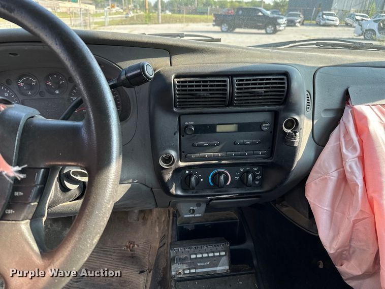 image for item GH9282 2005 Ford Ranger  SuperCab pickup truck