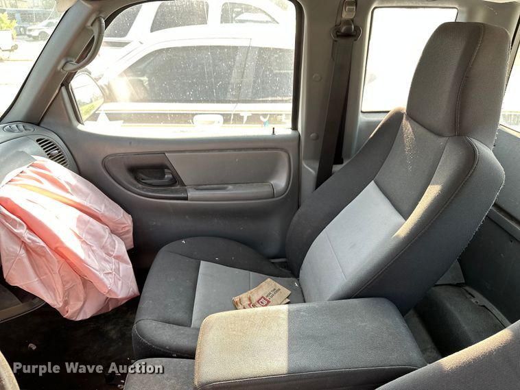 image for item GH9282 2005 Ford Ranger  SuperCab pickup truck