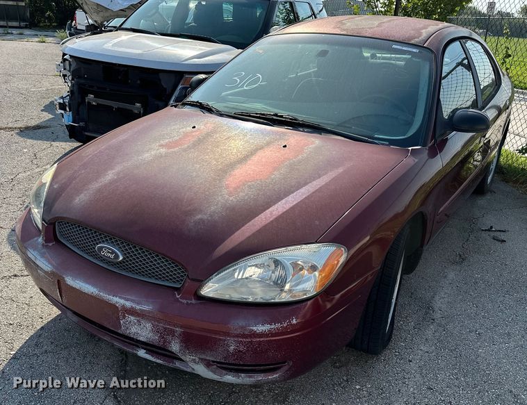 image for item GH9285 2006 Ford Taurus