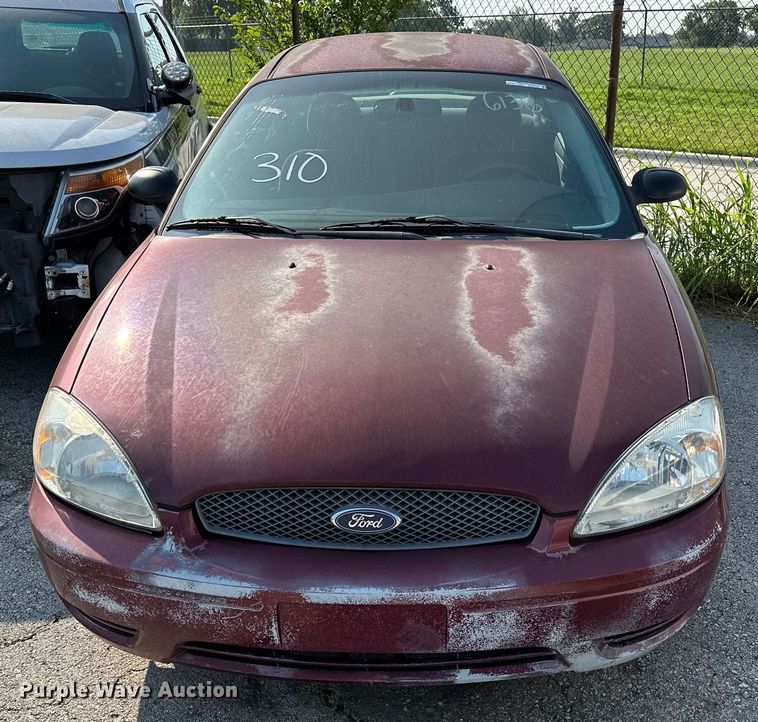 image for item GH9285 2006 Ford Taurus