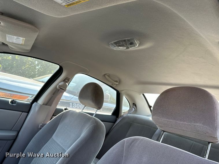 image for item GH9285 2006 Ford Taurus