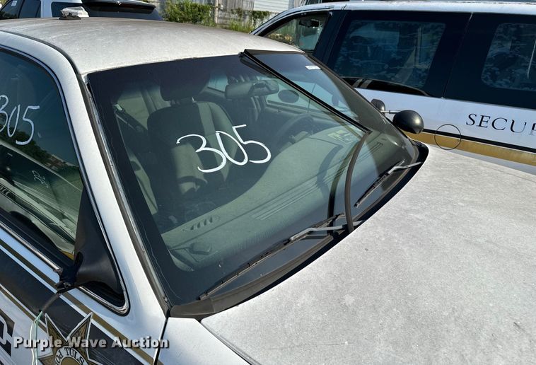 image for item GH9288 (2) Ford Crown Victoria Police Interceptors