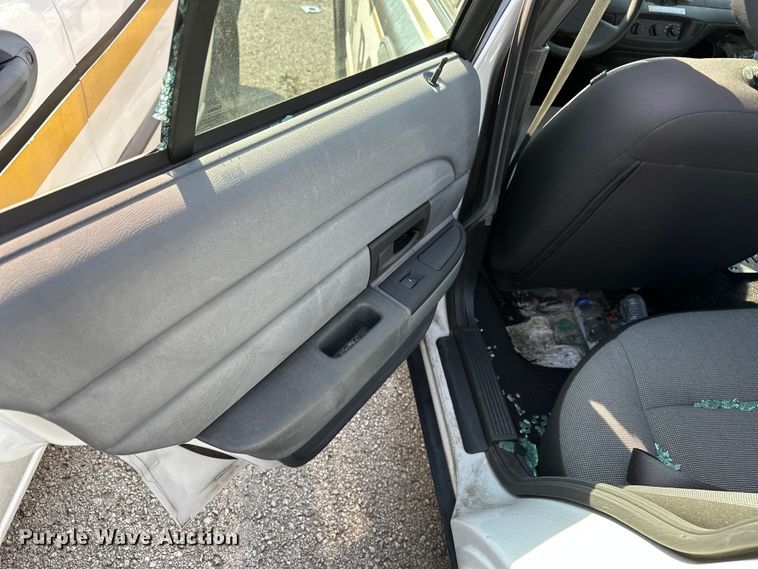 image for item GH9288 (2) Ford Crown Victoria Police Interceptors