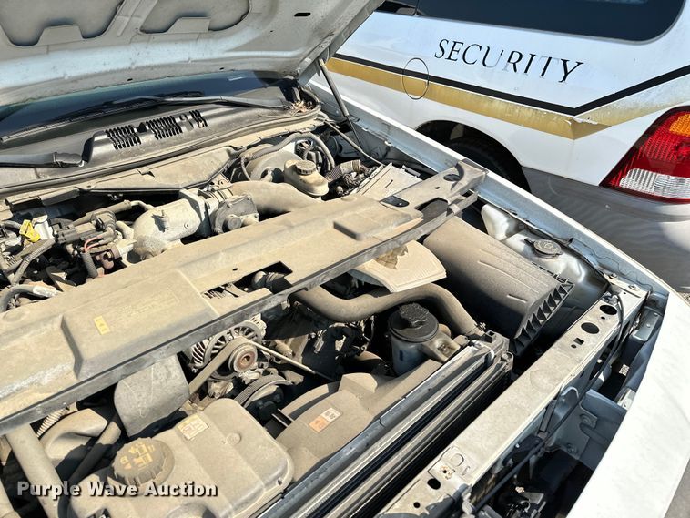 image for item GH9288 (2) Ford Crown Victoria Police Interceptors