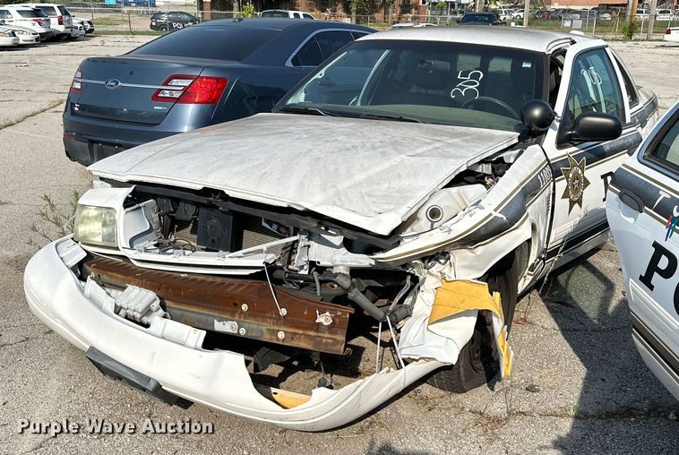 image for item GH9288 (2) Ford Crown Victoria Police Interceptors