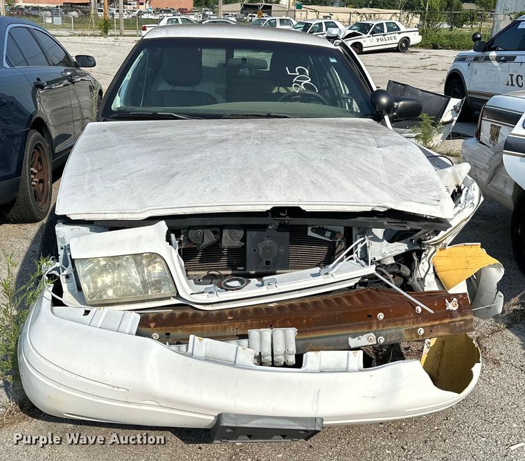 image for item GH9288 (2) Ford Crown Victoria Police Interceptors