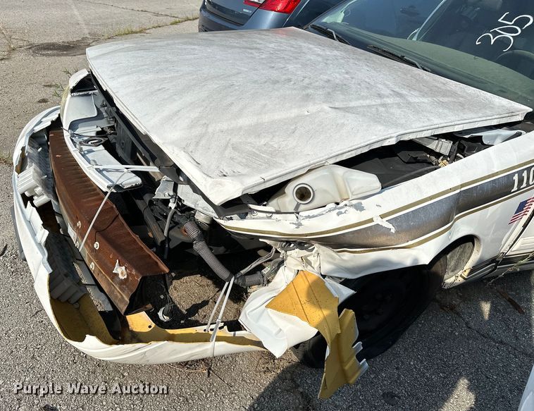 image for item GH9288 (2) Ford Crown Victoria Police Interceptors