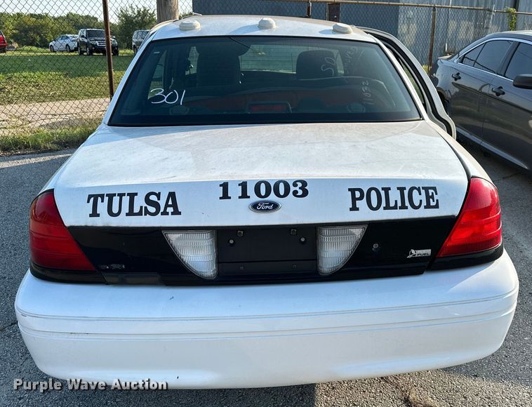 image for item GH9291 2011 Ford Crown Victoria Police Interceptor