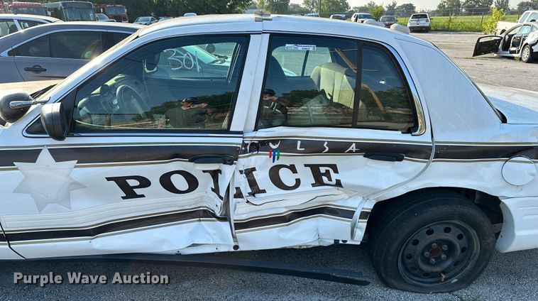 image for item GH9291 2011 Ford Crown Victoria Police Interceptor