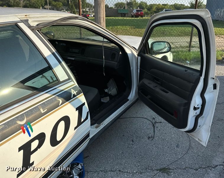 image for item GH9291 2011 Ford Crown Victoria Police Interceptor