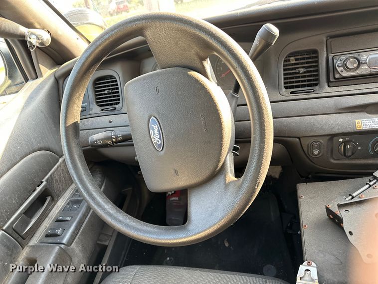 image for item GH9291 2011 Ford Crown Victoria Police Interceptor
