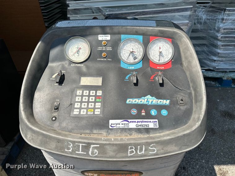 image for item GH9292 SPX Robinair 17800B  freon recovery system