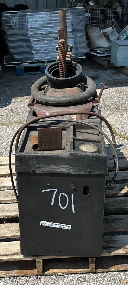 image for item GH9293 Coats 40-40SA  tire machine