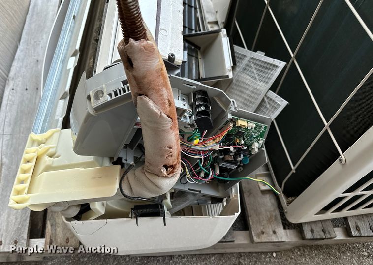 image for item GH9298 Fujitsu AOU36CLX1  AC system