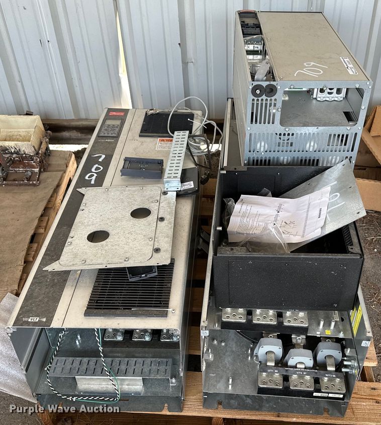 image for item GH9301 (3) Danfoss frequency converters