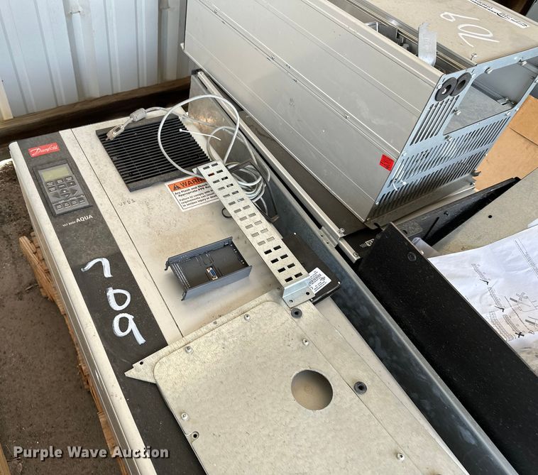 image for item GH9301 (3) Danfoss frequency converters