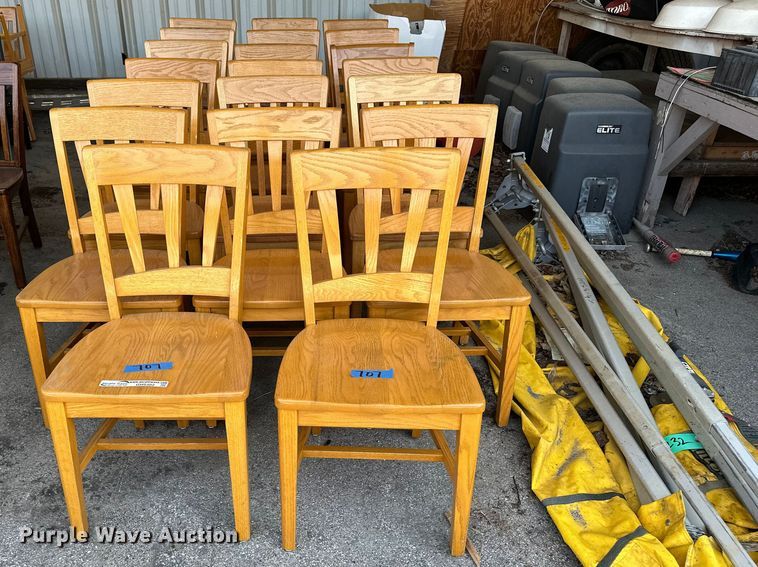 image for item GH9302 (20) wooden chairs