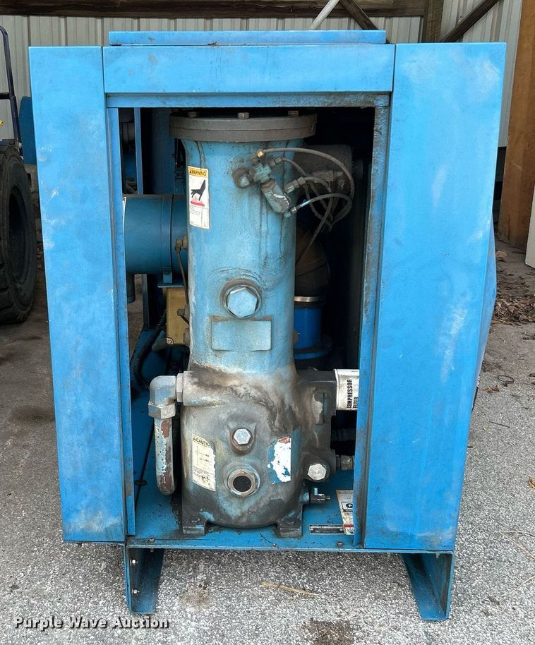 image for item GH9303 Quincy QST25ACA32SR  air compressor