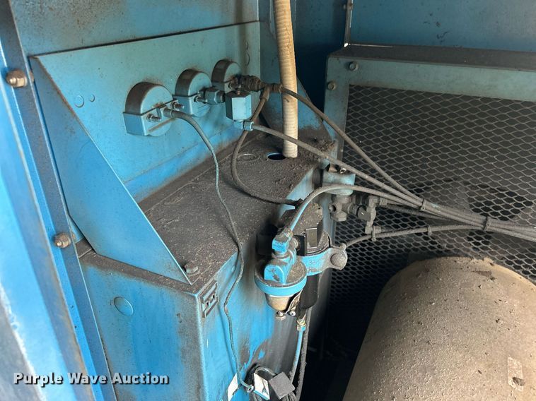 image for item GH9303 Quincy QST25ACA32SR  air compressor