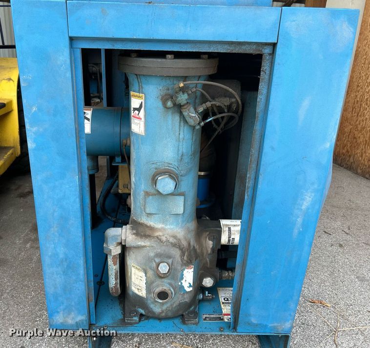 image for item GH9303 Quincy QST25ACA32SR  air compressor