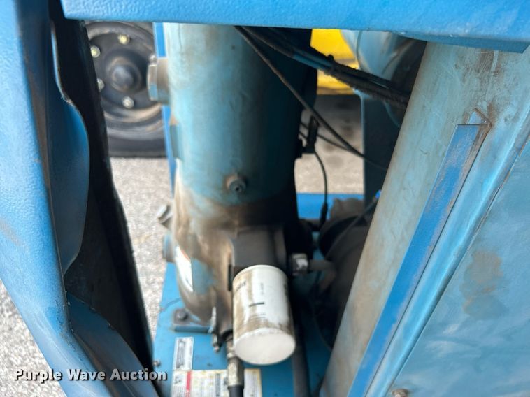 image for item GH9303 Quincy QST25ACA32SR  air compressor