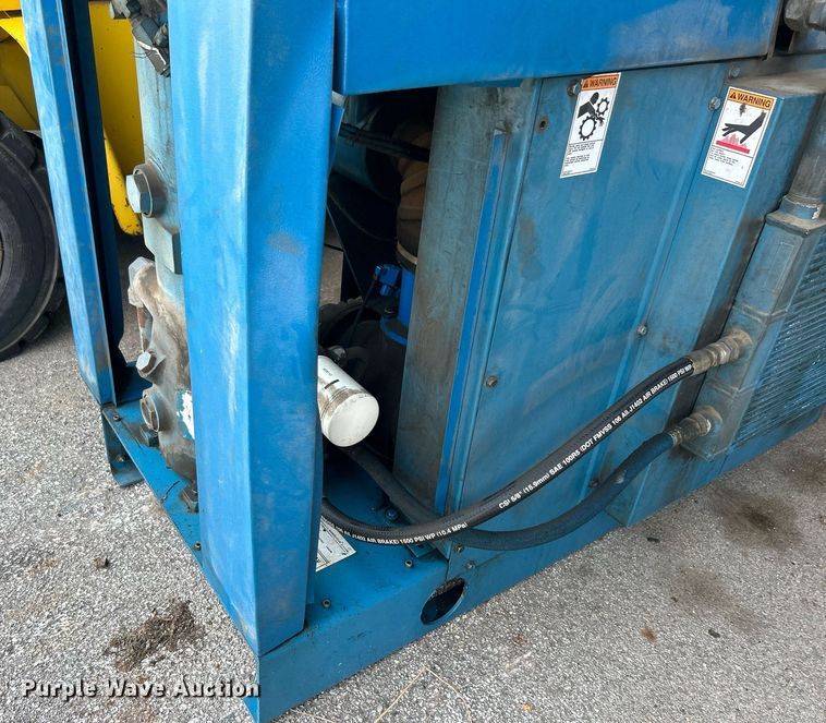 image for item GH9303 Quincy QST25ACA32SR  air compressor