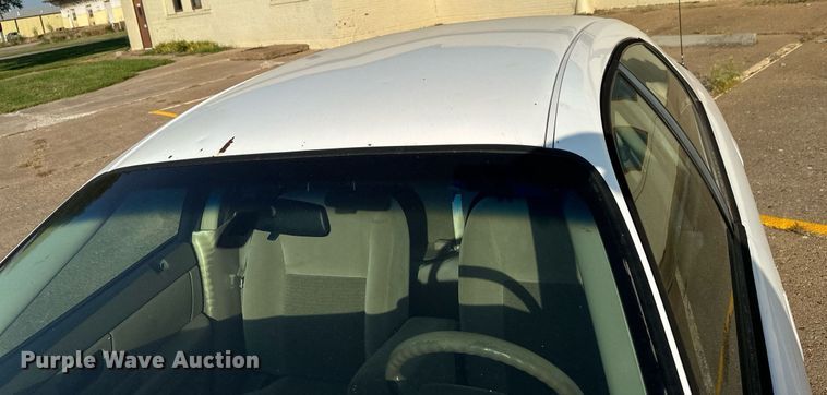 image for item HN9965 2006 Ford Taurus SE