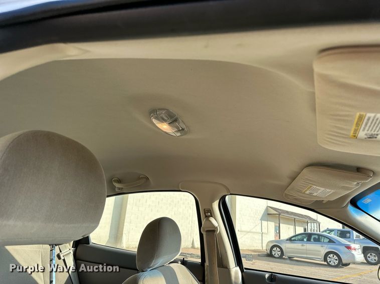 image for item HN9965 2006 Ford Taurus SE