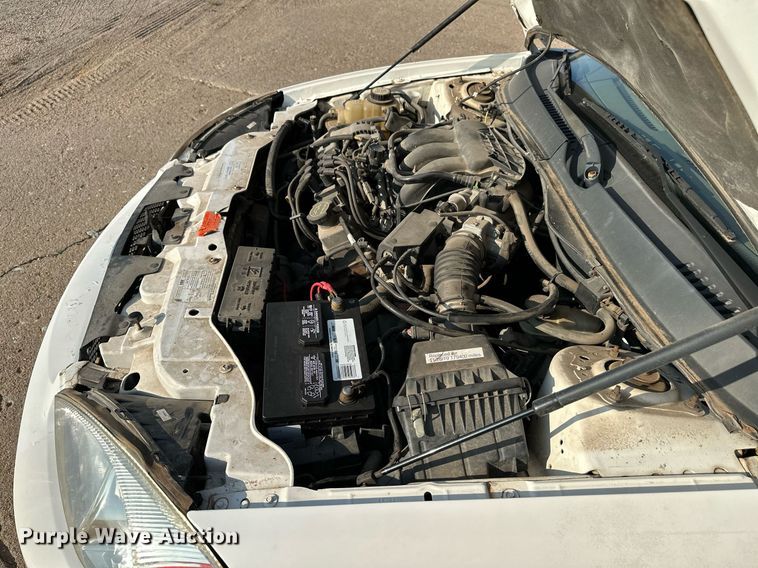 image for item HN9965 2006 Ford Taurus SE