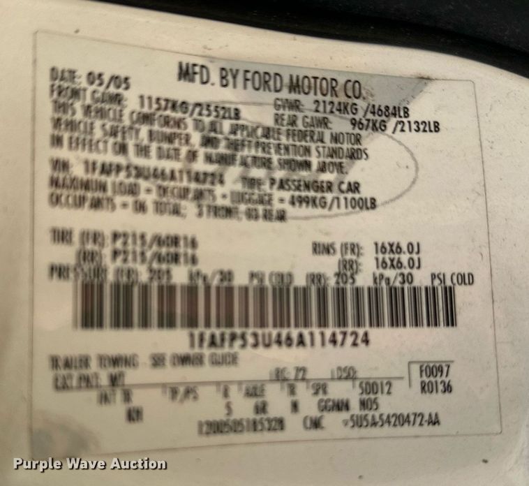 image for item HN9965 2006 Ford Taurus SE