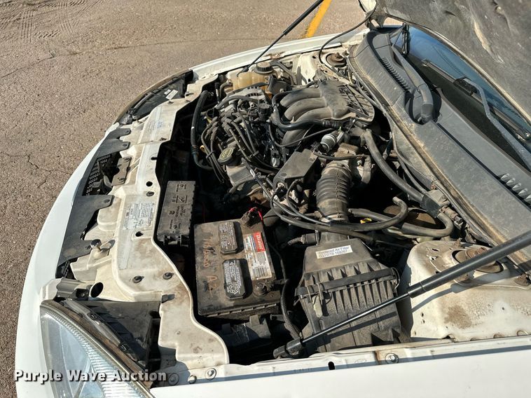 image for item HN9966 2006 Ford Taurus SE