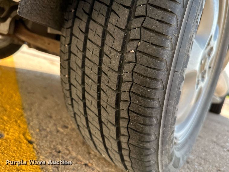 image for item HN9966 2006 Ford Taurus SE