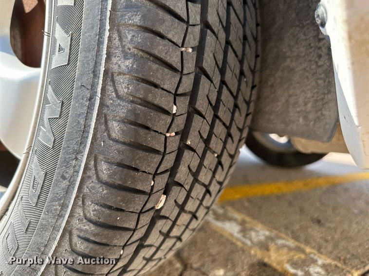 image for item HN9966 2006 Ford Taurus SE