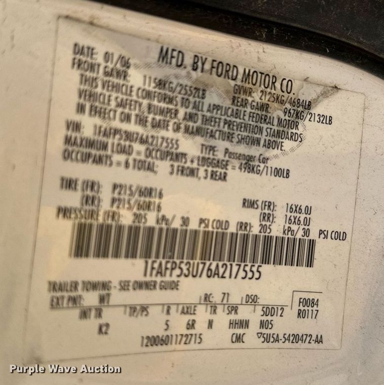 image for item HN9966 2006 Ford Taurus SE