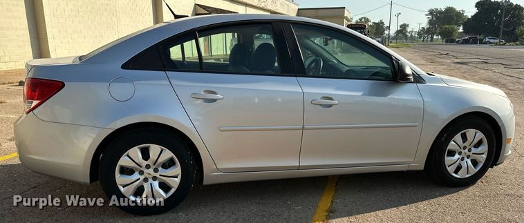 image for item HN9967 2013 Chevrolet Cruze