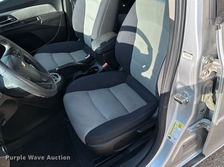 image for item HN9967 2013 Chevrolet Cruze