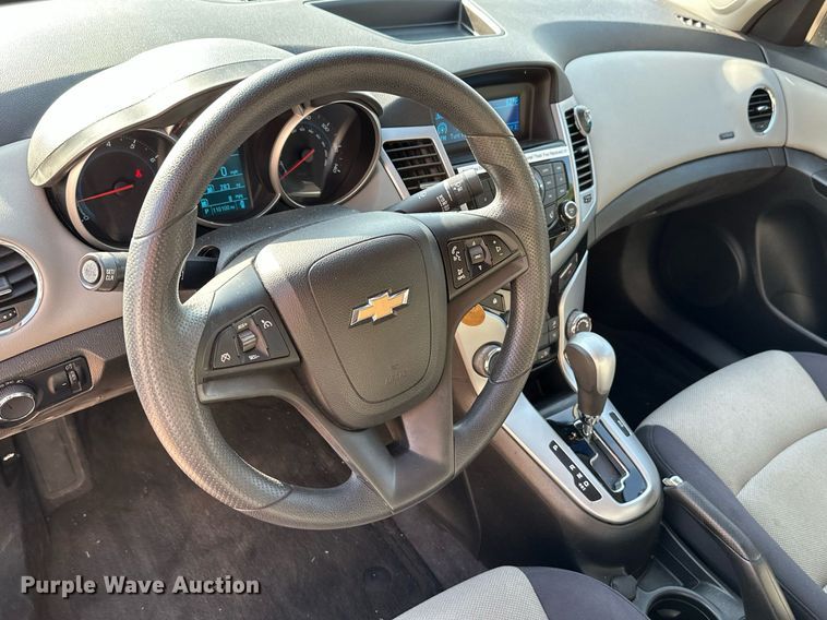 image for item HN9967 2013 Chevrolet Cruze