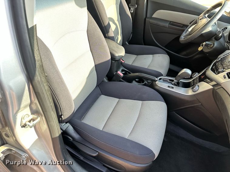 image for item HN9967 2013 Chevrolet Cruze